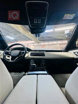 لاند ڕۆڤەر ڕانج ڕۆڤەر ڤێلار